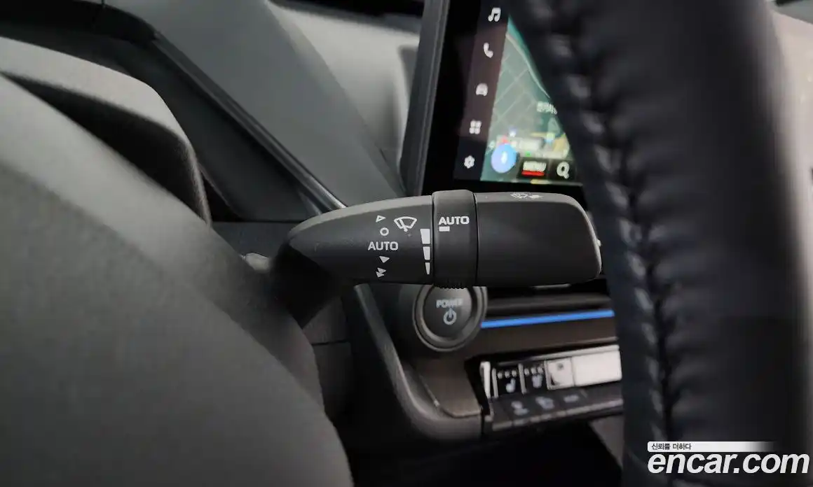 Toyota Prius 2025 2.0 гидро, фото 27