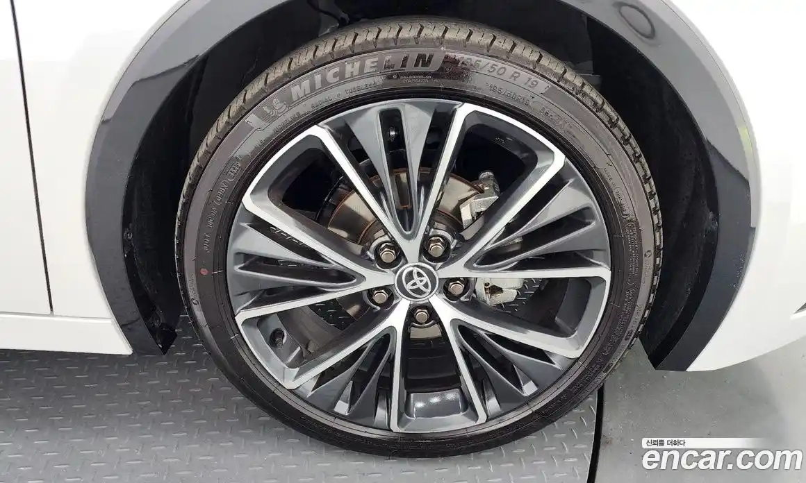 Toyota Prius 2025 2.0 гидро, фото 7