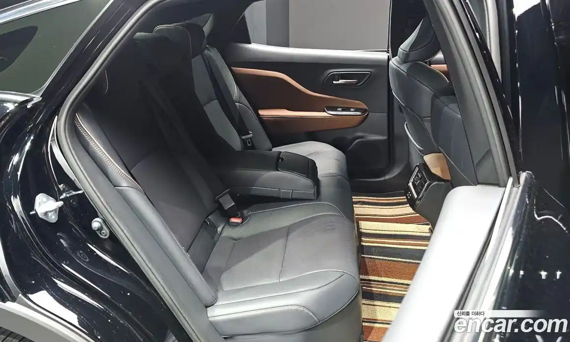 Toyota Crown 2025 2.5 гидро, фото 11