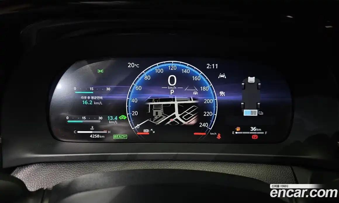 Toyota Crown 2025 2.5 гидро, фото 8