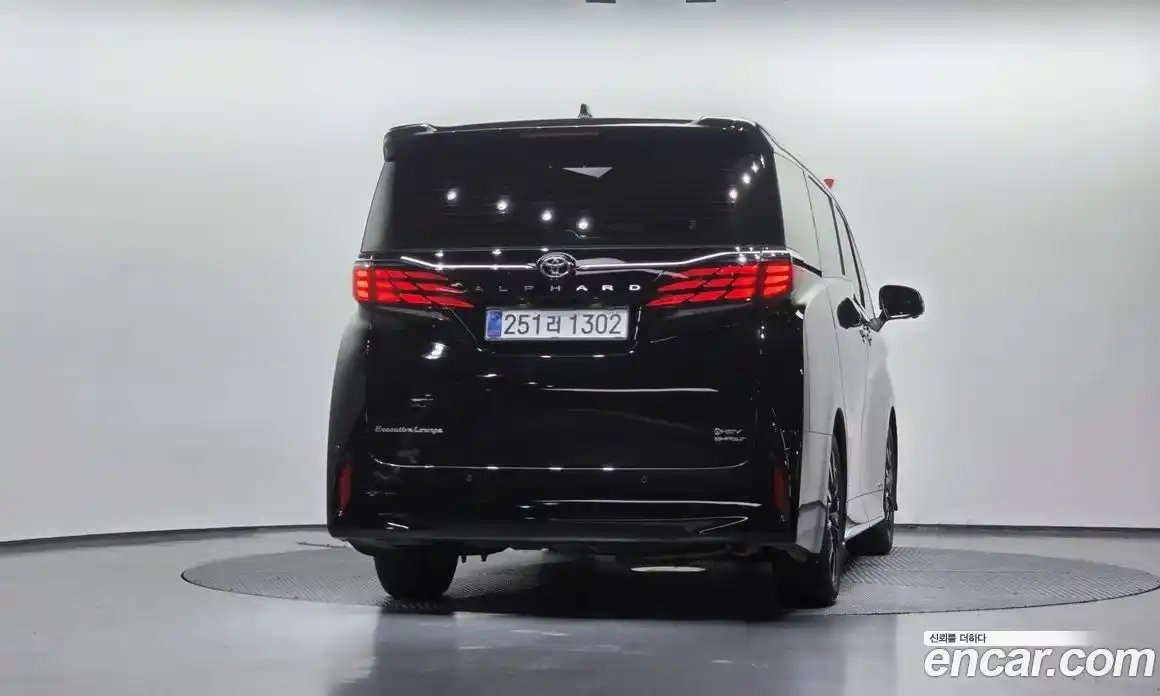 Toyota Alphard 2025 2.5 гидро, фото 4