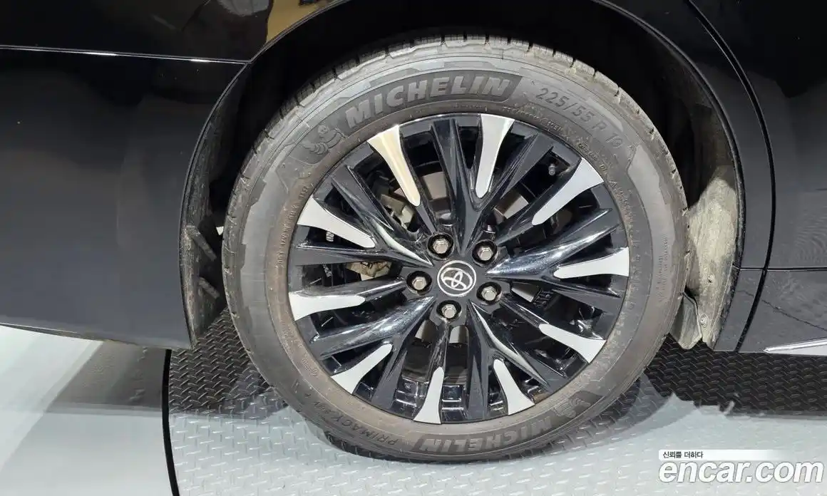 Toyota Alphard 2025 2.5 гидро, фото 5
