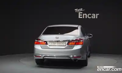 Honda Accord 2016 2.4 автомат (гидро), миниатюра 4