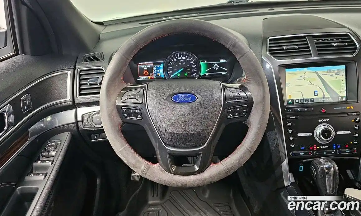 Ford Explorer 2019 2.3 автомат (гидро), фото 18
