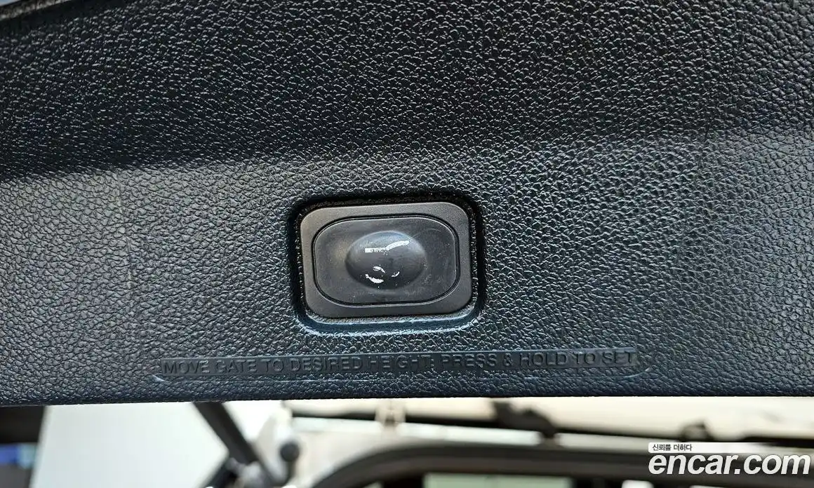 Ford Explorer 2019 2.3 автомат (гидро), фото 26