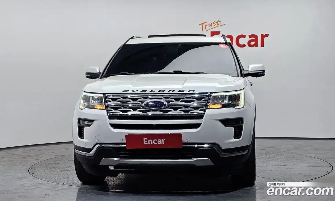 Ford Explorer 2019 2.3 автомат (гидро), фото 3