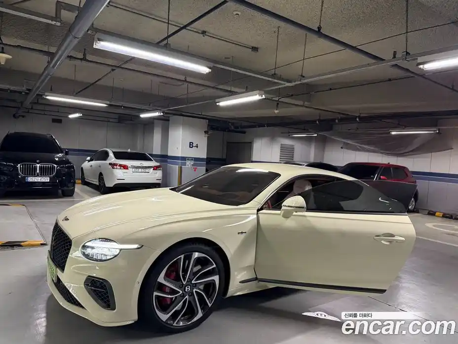 Bentley Continental 2025 4.0 гидро, фото 8