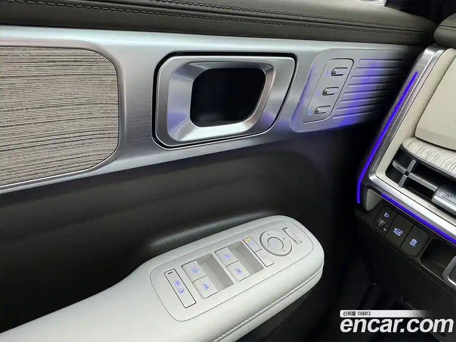 Hyundai Santa Fe 2025 1.6 автомат (гидро), фото 7