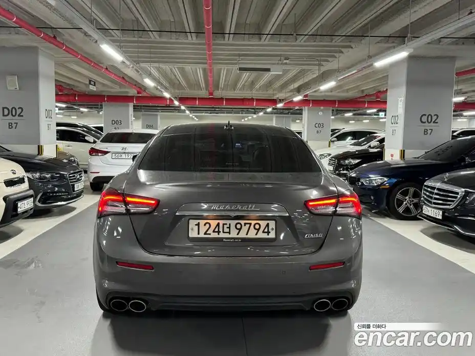 Maserati Ghibli 2020 3.0 гидро, фото 3