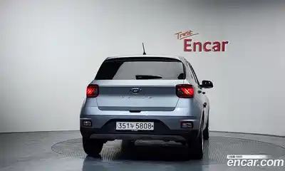 Hyundai Venue 2020 1.6 автомат (гидро), миниатюра 4