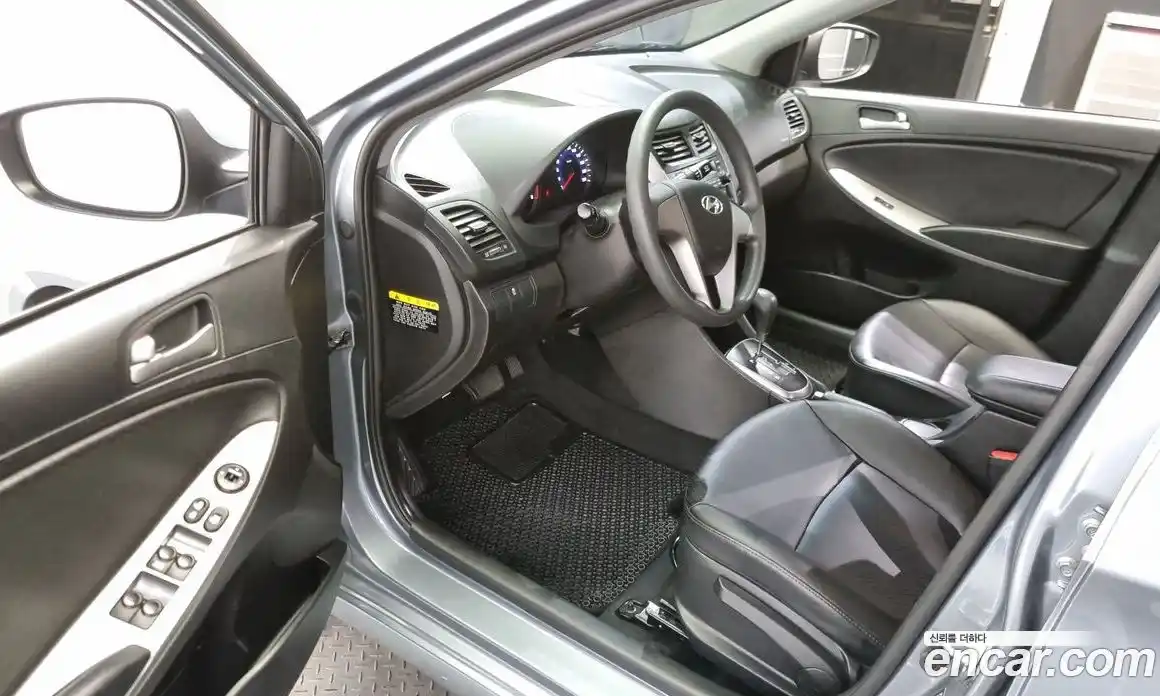 Hyundai Accent 2018 1.4 автомат (гидро), фото 11