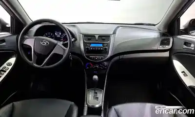 Hyundai Accent 2018 1.4 автомат (гидро), миниатюра 7