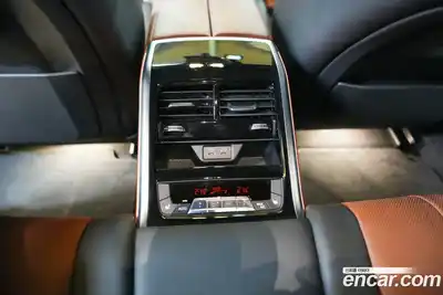 BMW 8 серия 2023 4.4 автомат (гидро), миниатюра 12