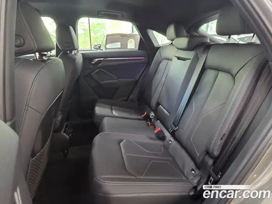 Audi Q3 2024 2.0 автомат (гидро), фото 11