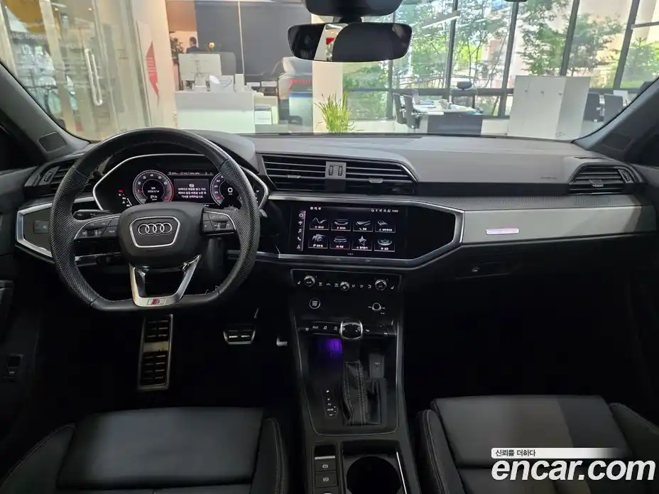 Audi Q3 2024 2.0 автомат (гидро), фото 7