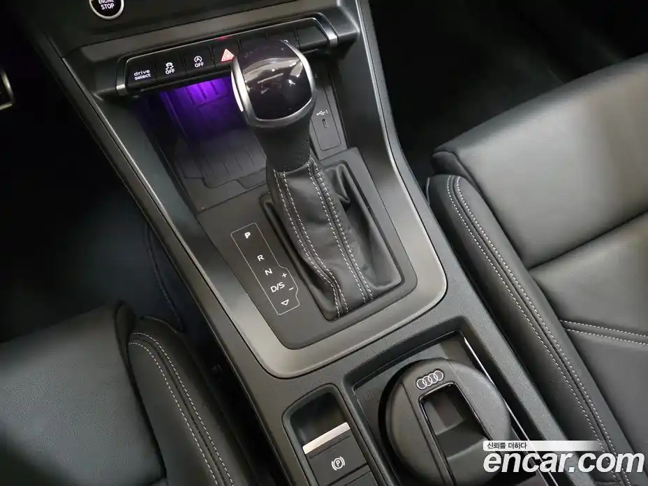 Audi Q3 2024 2.0 автомат (гидро), фото 9