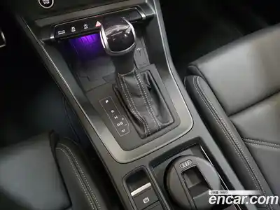 Audi Q3 2024 2.0 автомат (гидро), миниатюра 9