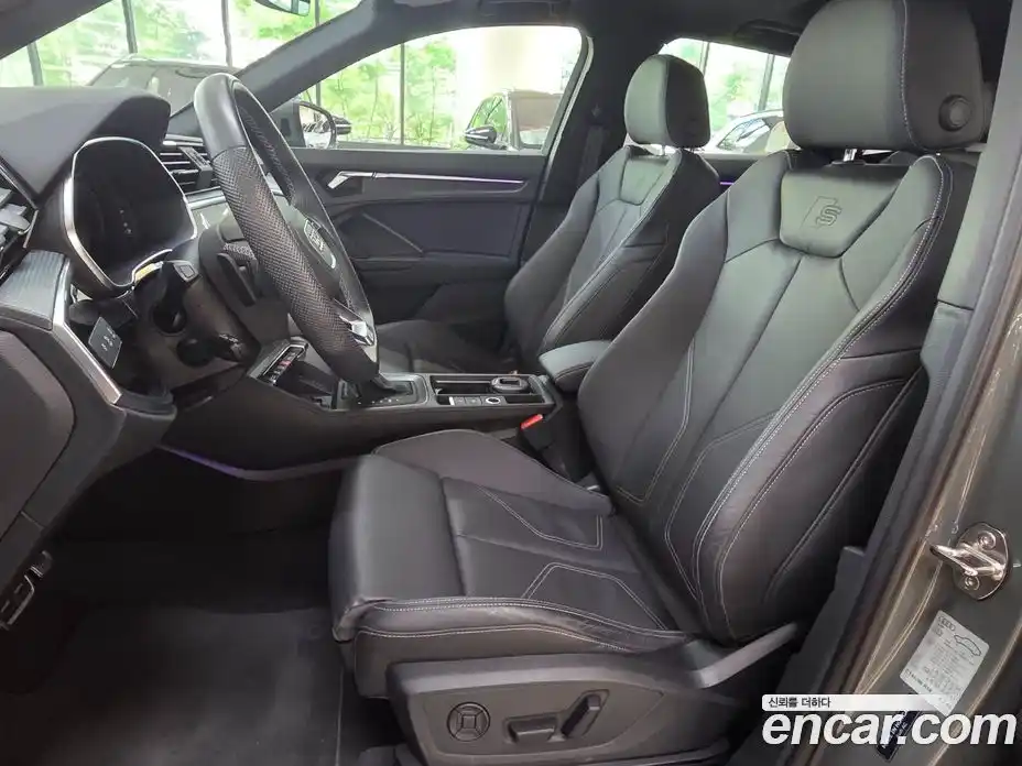 Audi Q3 2024 2.0 автомат (гидро), фото 10