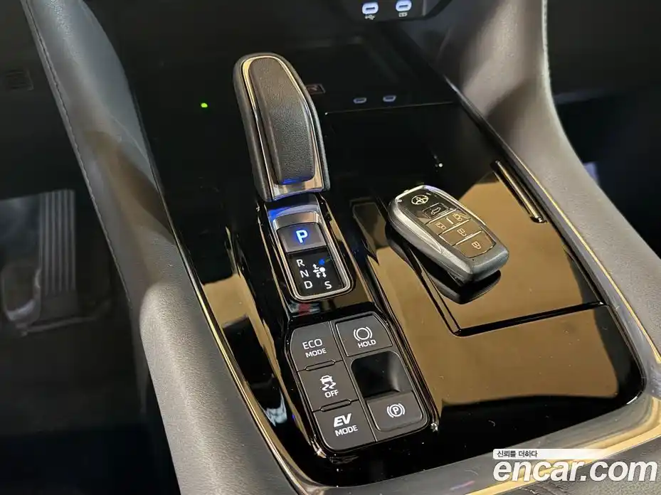 Toyota Alphard 2024 2.5 гидро, фото 11