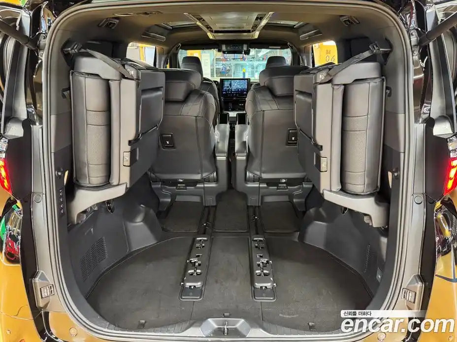 Toyota Alphard 2024 2.5 гидро, фото 10