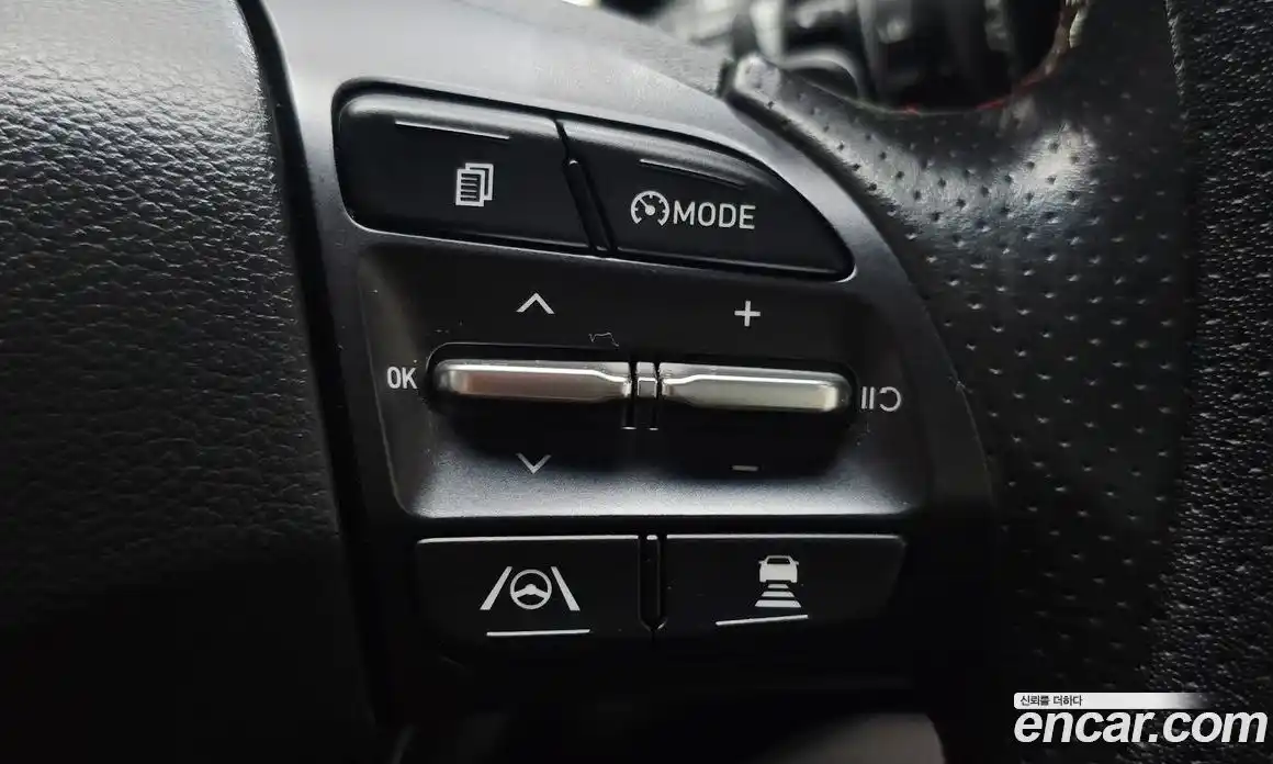 Hyundai Kona 2022 1.6 автомат (гидро), фото 31