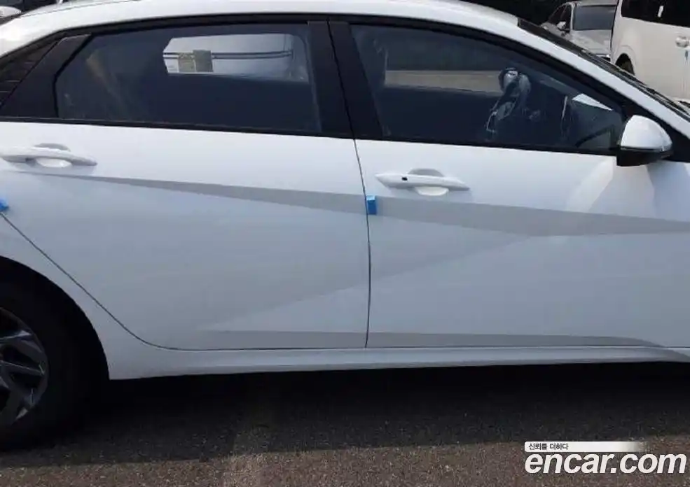Hyundai Avante 2025 1.6 автомат (гидро), фото 5