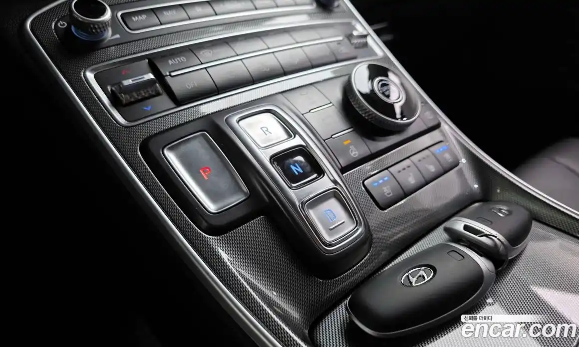 Hyundai Santa Fe 2022 2.2 автомат (гидро), фото 12
