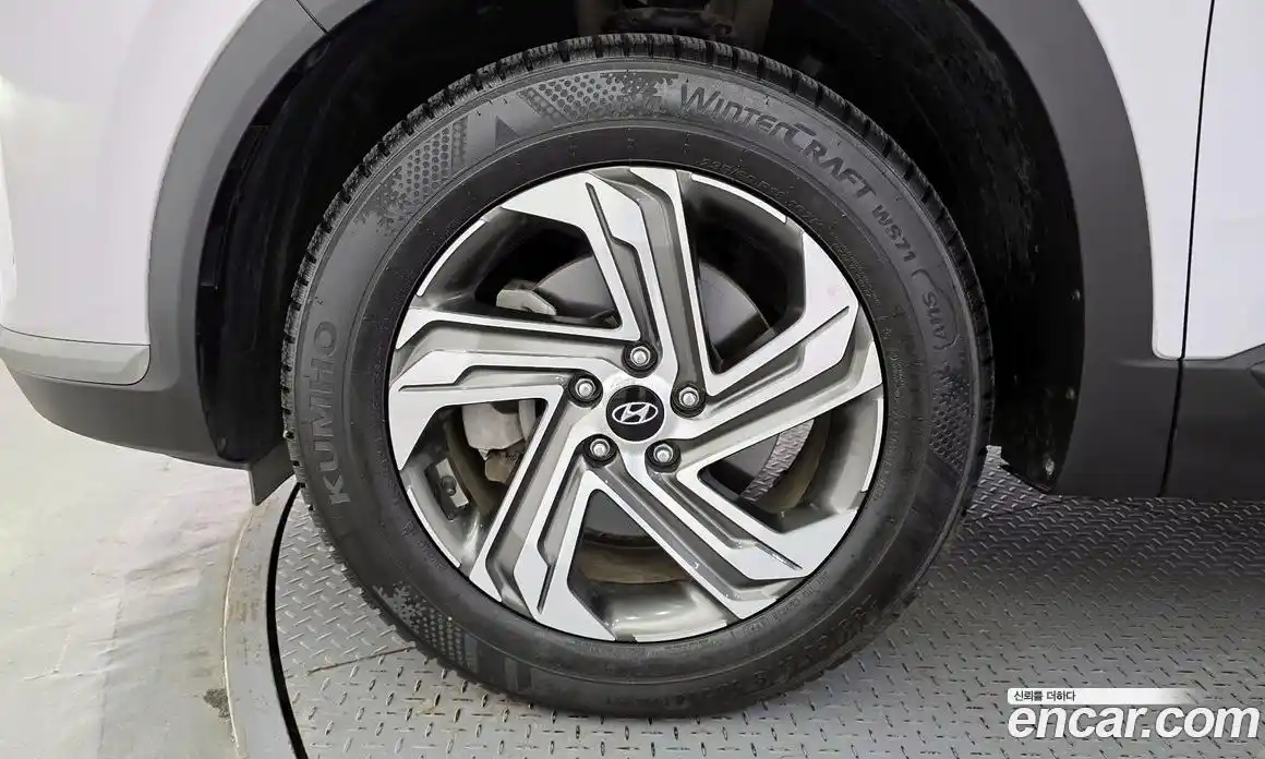 Hyundai Santa Fe 2022 2.2 автомат (гидро), фото 5
