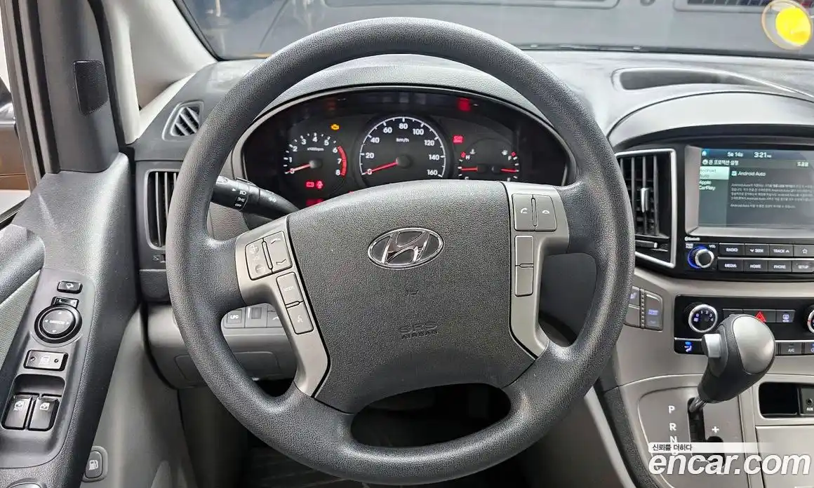 Hyundai Starex 2019 2.4 автомат (гидро), фото 14