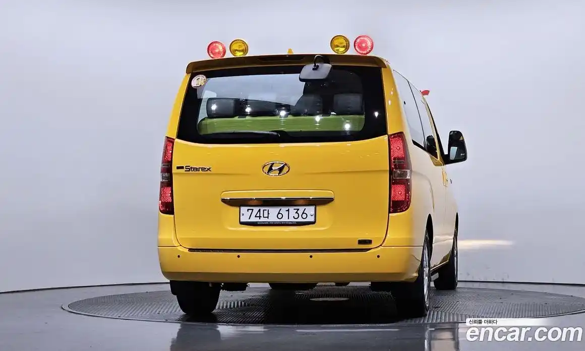 Hyundai Starex 2019 2.4 автомат (гидро), фото 4