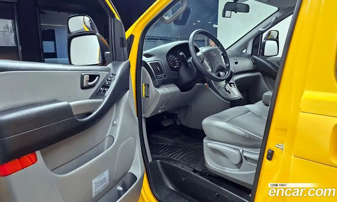 Hyundai Starex 2019 2.4 автомат (гидро), фото 10