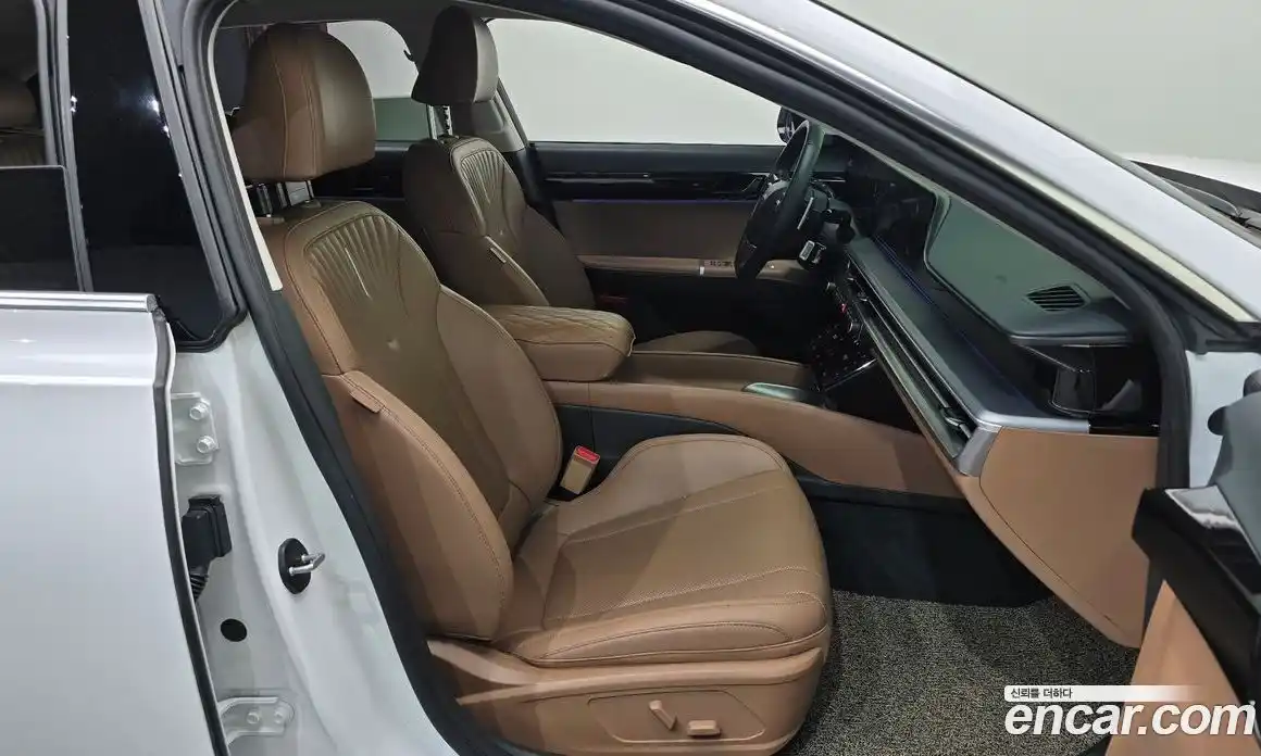 Hyundai Grandeur 2024 2.5 автомат (гидро), фото 11