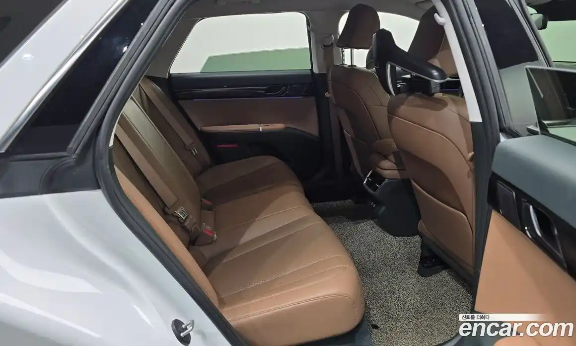 Hyundai Grandeur 2024 2.5 автомат (гидро), фото 12