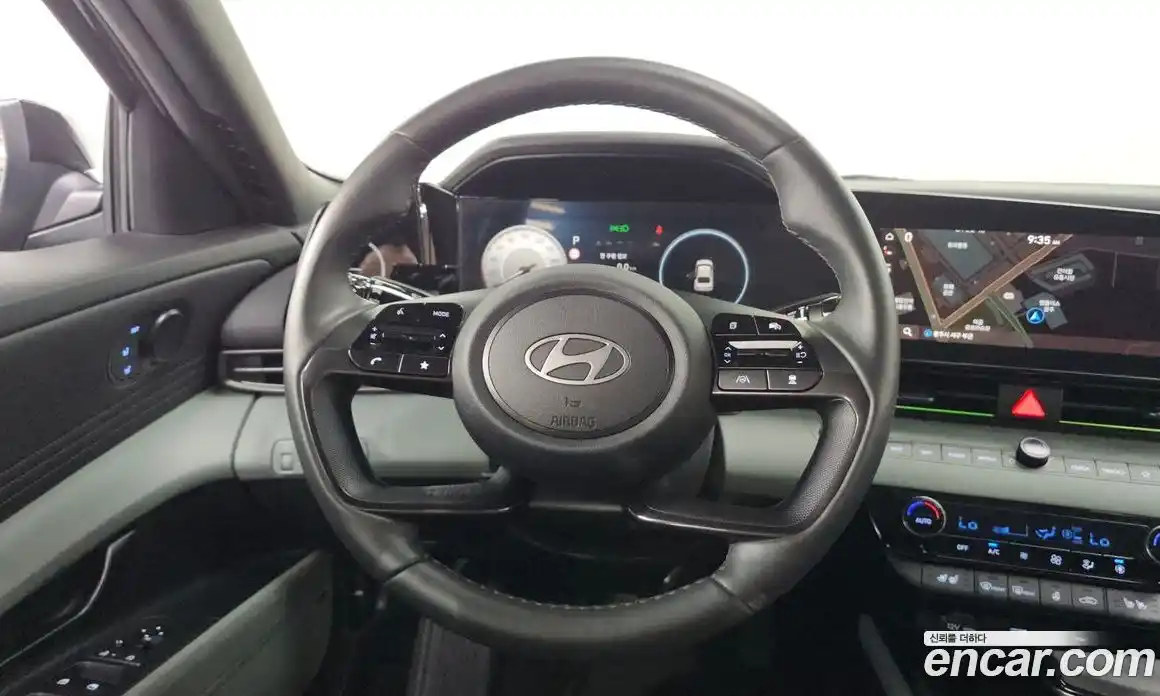 Hyundai Avante 2024 1.6 автомат (гидро), фото 17