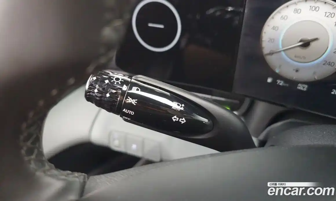 Hyundai Avante 2024 1.6 автомат (гидро), фото 21