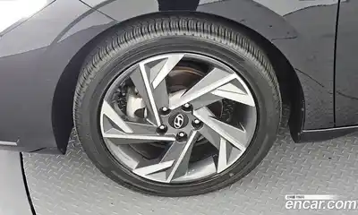 Hyundai Avante 2024 1.6 автомат (гидро), миниатюра 5
