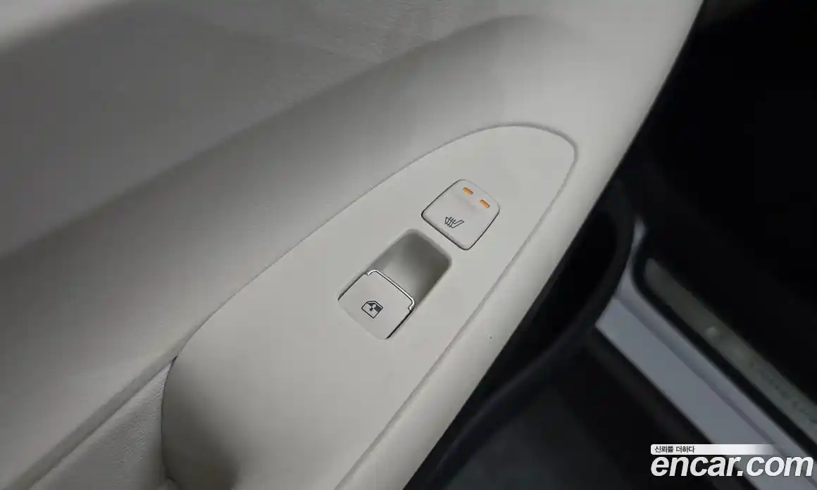 Hyundai Grandeur 2022 2.5 автомат (гидро), фото 19