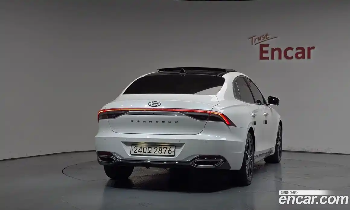 Hyundai Grandeur 2022 2.5 автомат (гидро), фото 4
