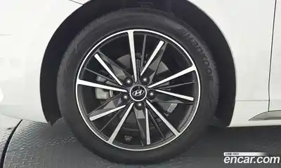 Hyundai Grandeur 2022 2.5 автомат (гидро), миниатюра 5