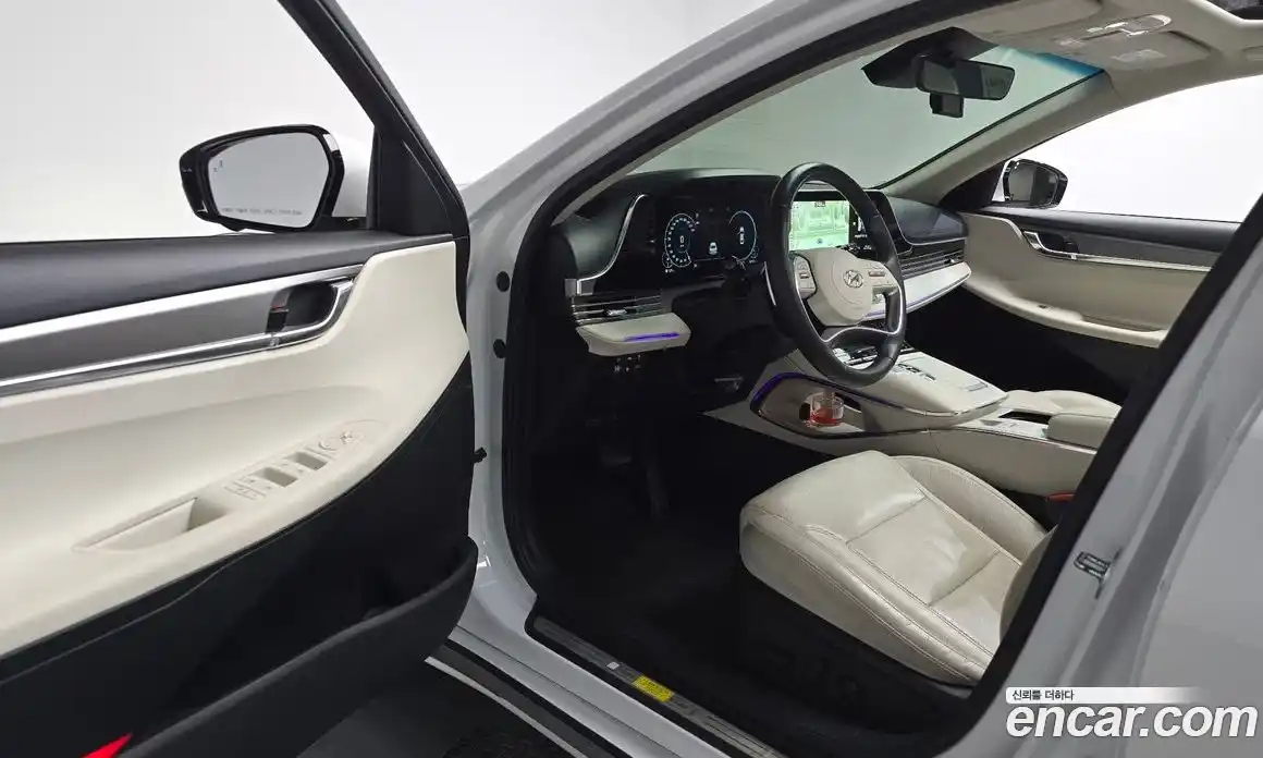 Hyundai Grandeur 2022 2.5 автомат (гидро), фото 10
