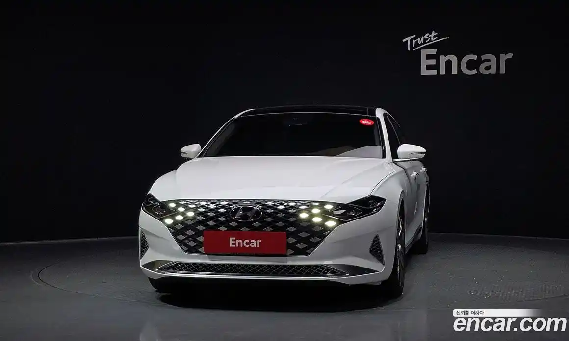 Hyundai Grandeur 2020 2.5 автомат (гидро), фото 3