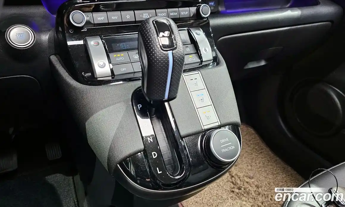 Hyundai Casper 2022 1.0 автомат (гидро), фото 9