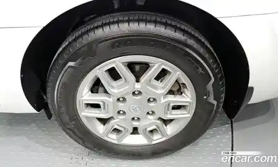 Hyundai Staria 2024 2.2 автомат (гидро), миниатюра 7