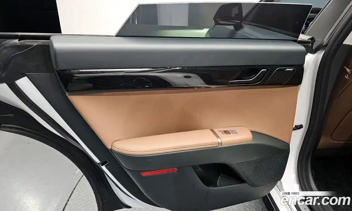 Hyundai Grandeur 2023 3.5 автомат (гидро), фото 15