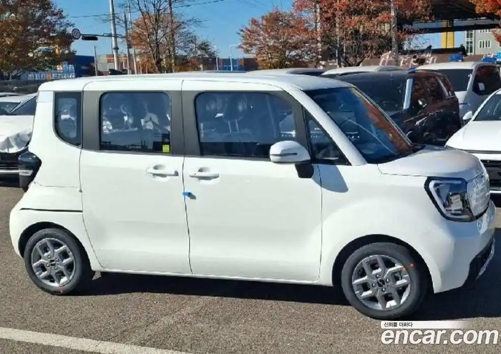 Kia Ray 2025 1.0 автомат (гидро), фото 11