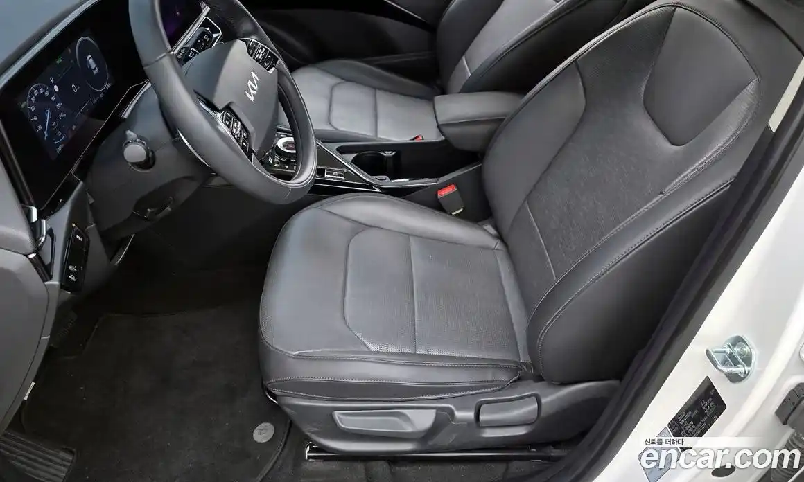 Kia Niro 2023 0.2 автомат (гидро), фото 30