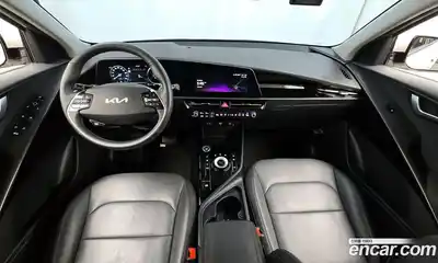 Kia Niro 2023 0.2 автомат (гидро), миниатюра 10