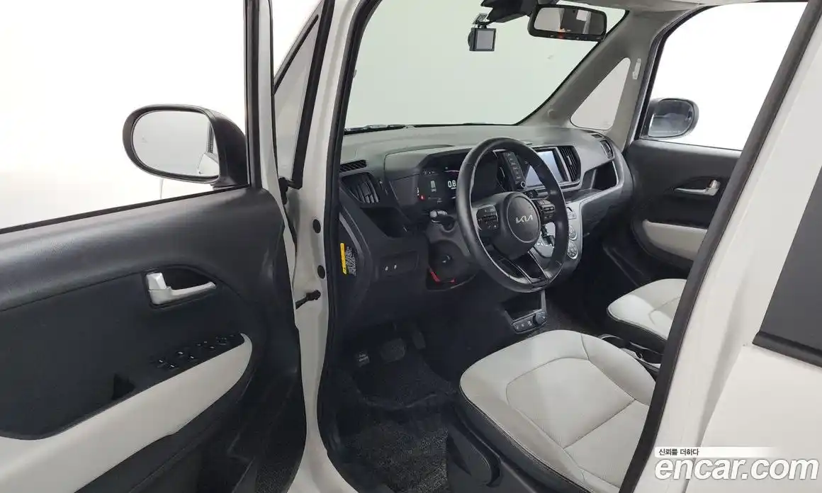 Kia Ray 2023 1.0 автомат (гидро), фото 13