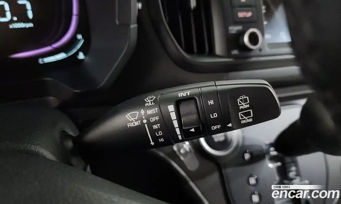 Kia Ray 2023 1.0 автомат (гидро), фото 29