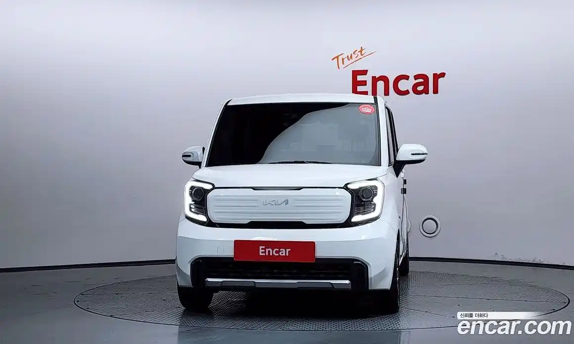 Kia Ray 2023 1.0 автомат (гидро), фото 3